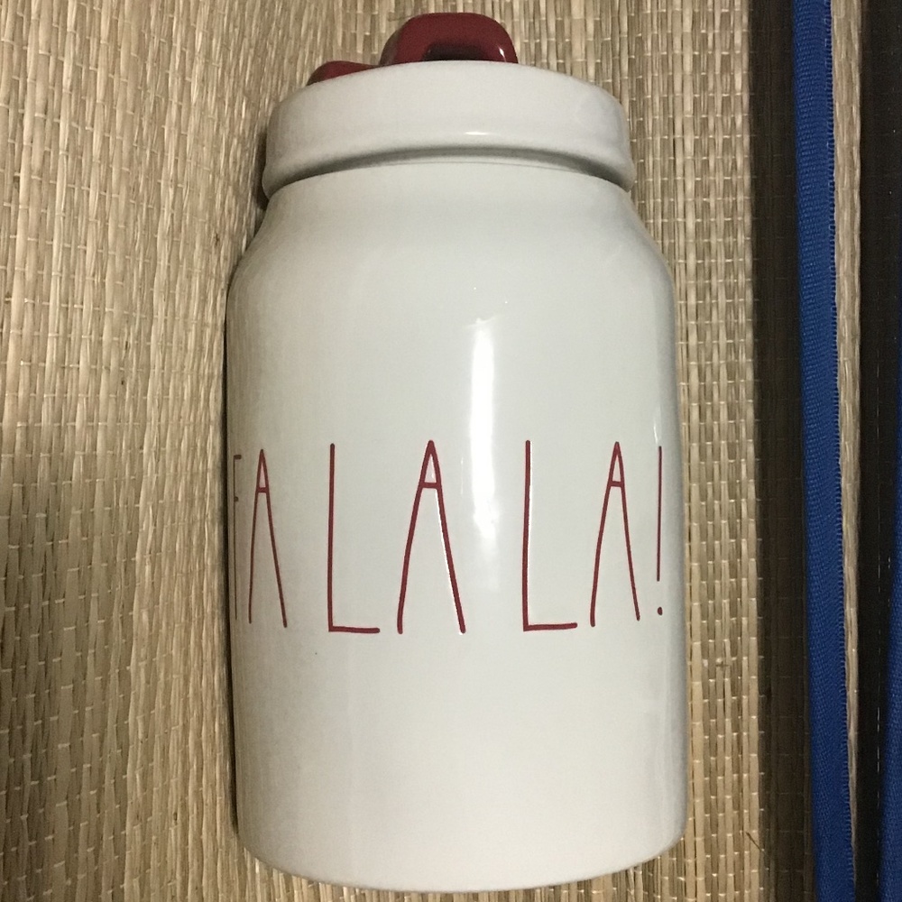 Rae Dunn Fa La La Canister - NEW - Christmas 🎄